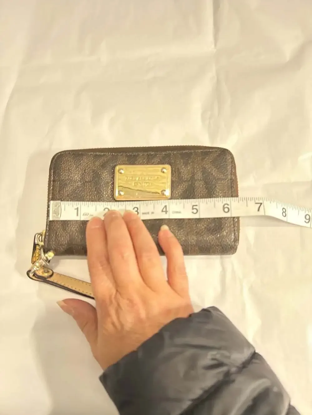 Michael Kors wallets for women - Picture 10 of 11